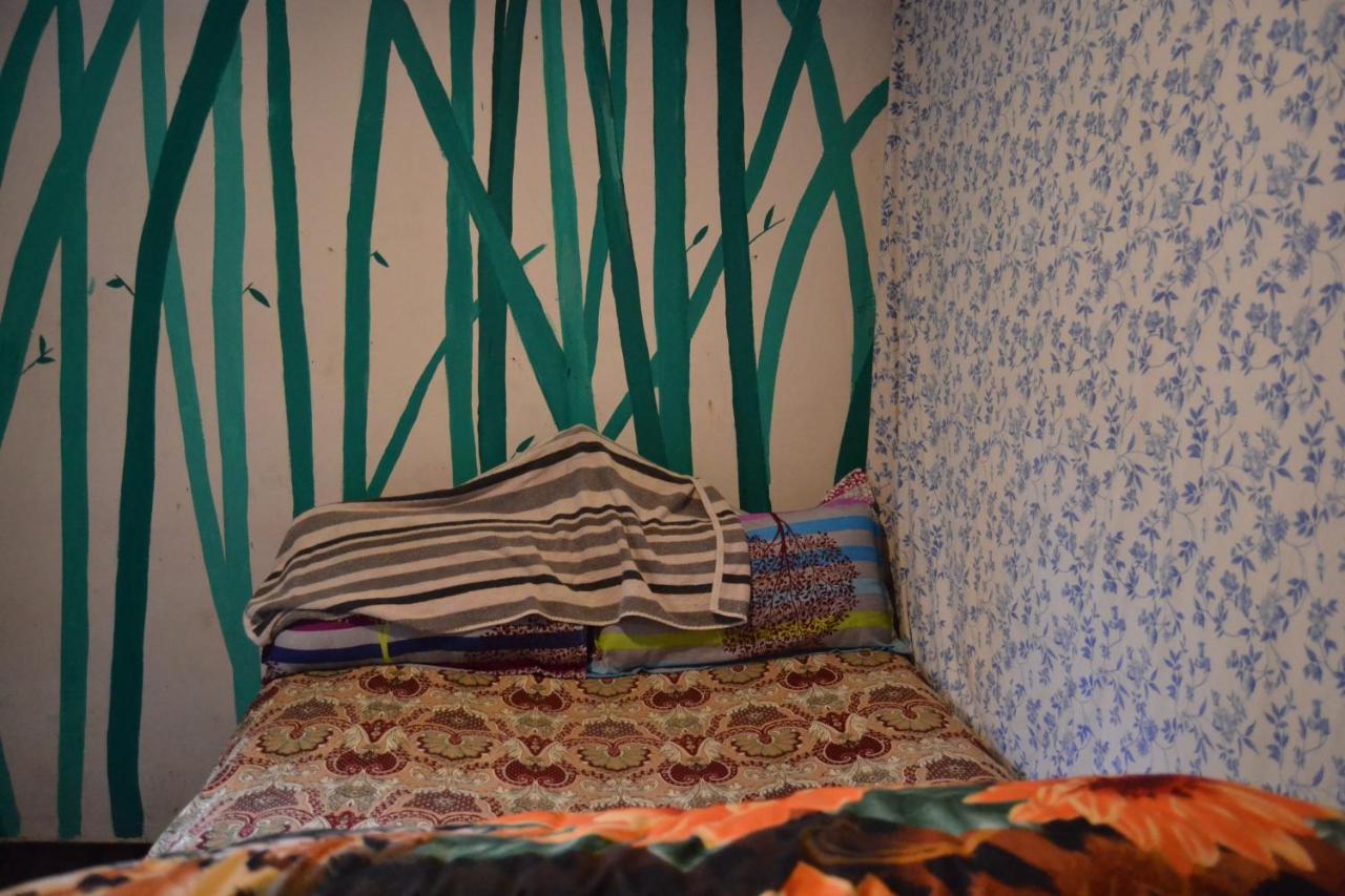Fireflies Hostel Kathmandu Esterno foto