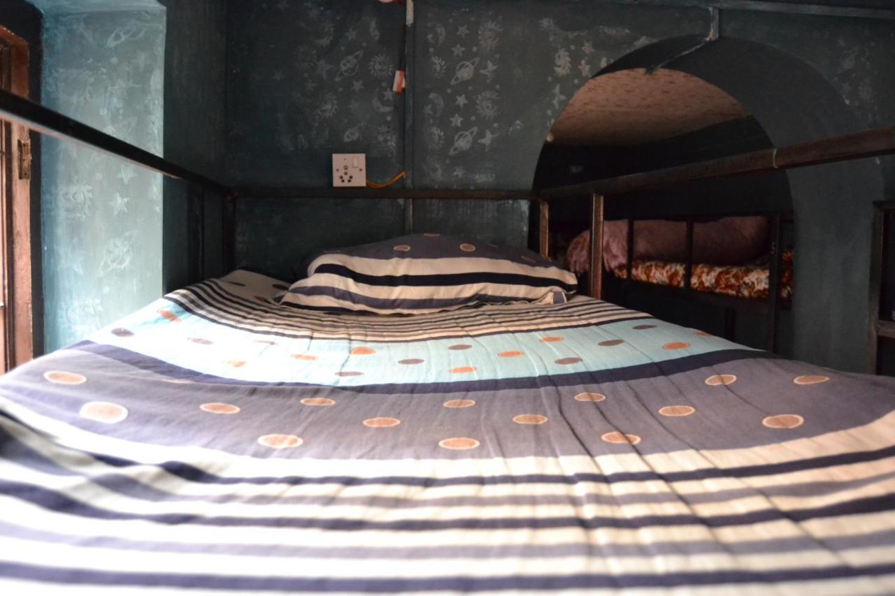 Fireflies Hostel Kathmandu Esterno foto