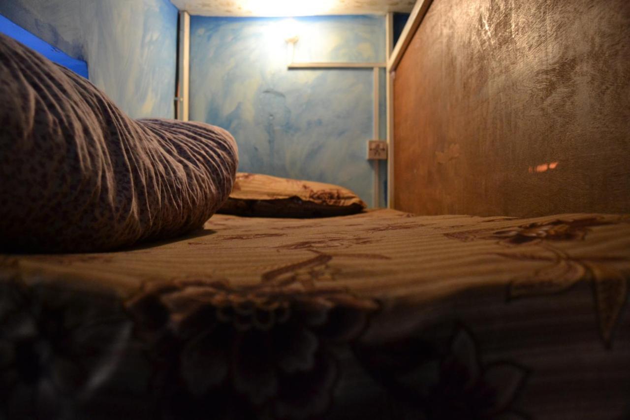Fireflies Hostel Kathmandu Esterno foto
