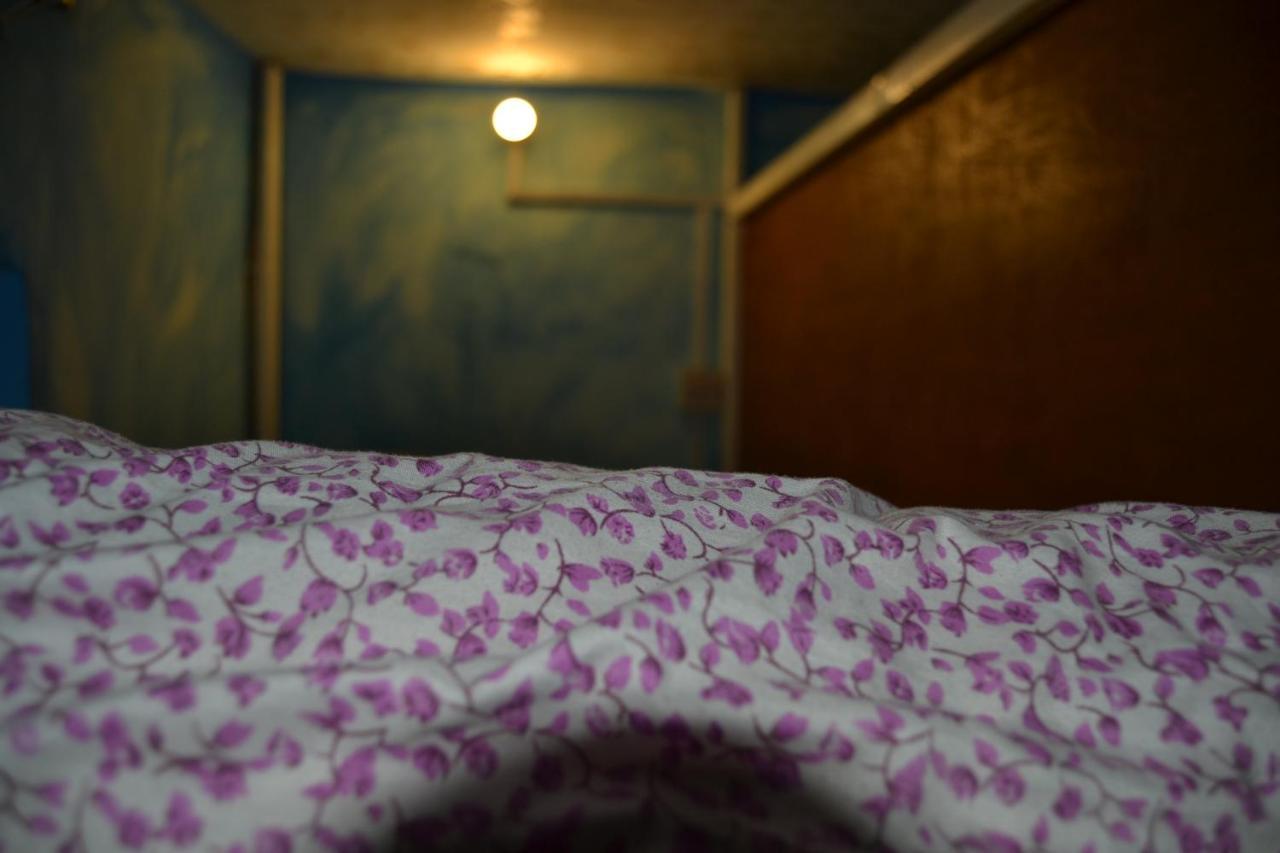 Fireflies Hostel Kathmandu Esterno foto