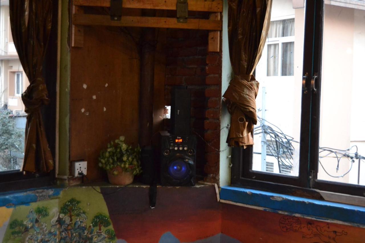 Fireflies Hostel Kathmandu Esterno foto