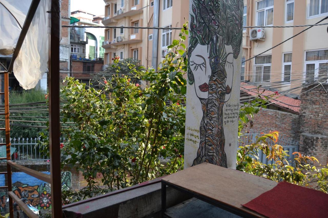 Fireflies Hostel Kathmandu Esterno foto