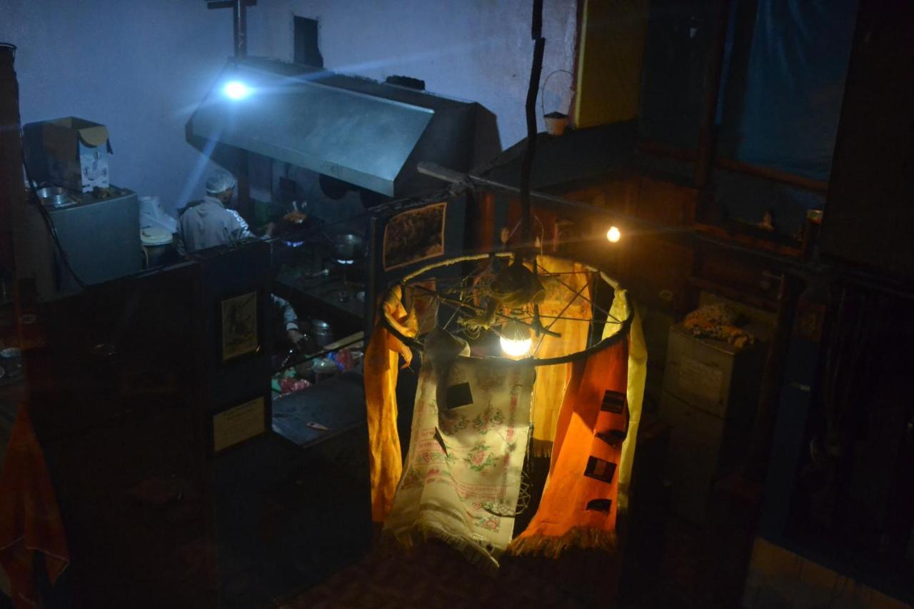 Fireflies Hostel Kathmandu Esterno foto